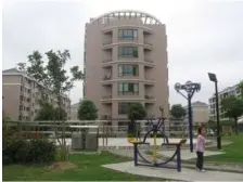 刚需小户型后期会加装电梯户型方正南北通