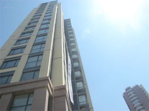 崂山国信2016年小高层40万精装通透三室全天采光