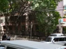 此房满五不唯一,看房方便,业主急售,小区停车方便