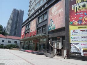 体育场 银河公寓精装修1楼看房方便