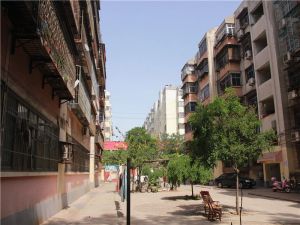 芳华路新材小区中楼层好房,钥匙房,看房方便