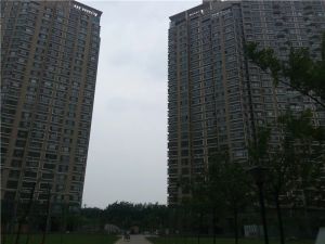 612家属院王城大桥临河精装四室家具家电齐全