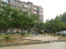 南华园一区,满五唯一,中间楼层。