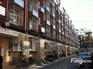 西单灵境胡同朝南一居室采光好,无遮挡