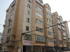 南北通透两居室小区里面就有菜市场