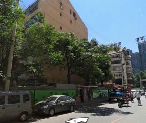 北京林业大学校内3室1厅东南北