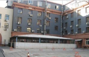 白广路6号院3室1厅东北