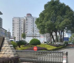 锦苑小区4室2厅南