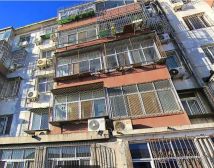 南华园三区3-2-1-1 103.59㎡ 272万