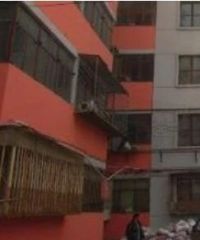 八大处西下庄中间楼层两居室