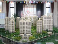 豪森名邸 精装三居室 带字母车位 储藏室 证过二楼层好