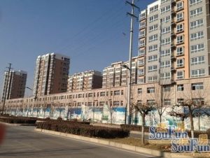国道边南北通透两居室,好楼层,有装修,直接入住