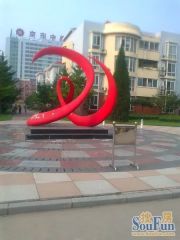 南北通透,户型好,精装修,可拎包入住,满五住房