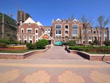 满二精装修,中间好楼层视野采光好有地下车位单独出售