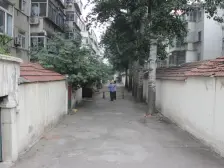 毓璜顶2北 中装两室 一楼带院 可谈价随时看