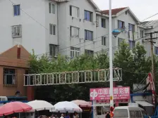 多层中间好楼层,南北两卧室,房屋收拾干净