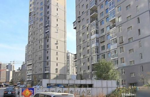 东山小区(金州)2室1厅1卫南北朝向900.00元/月出租