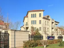 海边叠拼别墅,房主可以看海,小区环境好