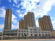 房主诚心出售,手续齐全,随时可签,南向采光充足。