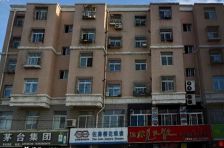 水果街步梯楼装修保持好拎包入住