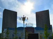 三室两卫,中间楼层,精装拎包即住。