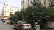 健康小区好楼层小区中间小三居,出门金川大厦