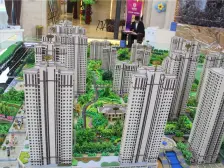 泰成悦府,一楼带院,诚心出售!