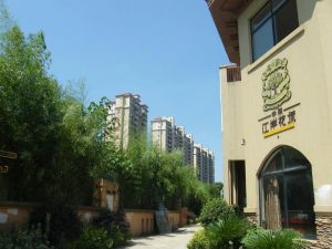 中鼎江岸花城3室2厅南