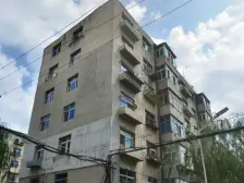 育红小区,顶楼 两室一卫 装修保持好,拎包入住