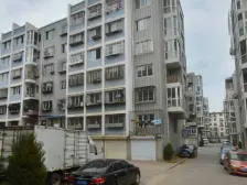 此房采光好,交通便利,配套设施齐全。