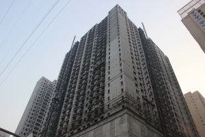 和昌附近精装婚房带家具家电拎包入住小高层社区