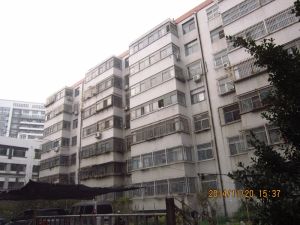 花园小区3室2厅南北