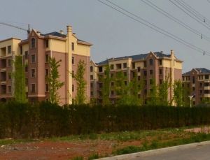 水师营政府旁2室清水中间楼楼层82瓶48万