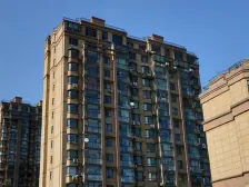 前景街 3室1厅 南 北