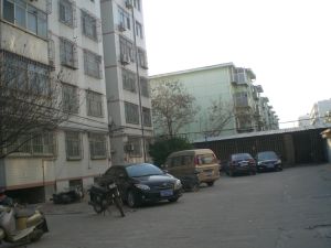 西园街菜市场近多层4层2室朝阳南北通透