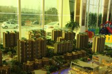 小区由江苏港盛城市建设有限公司,花园洋房,联排