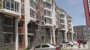 中山西路回小,精装修,地暖房,步梯四楼,可拎包入住