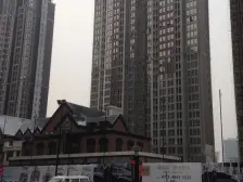 30万精装标准一室一厅,中间位置阳光满屋,诚心出售。