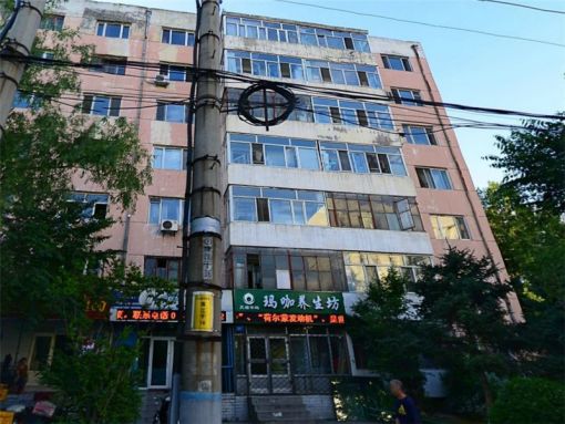 天鹅公寓2室2厅2卫南北朝向2280.00元/月出租