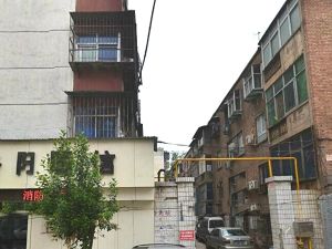 洛浦西路20号院2室2厅南北
