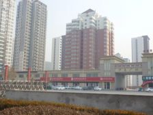 附属医院万达精装电梯房两室集中供暖