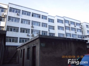 干净整洁采光好环境优美配套齐全