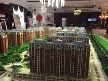 房于税满五年,简单装修,三室改为四室,双卧朝南