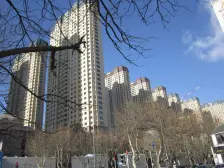 解放路洋房产品,一层两户,小区中间位置