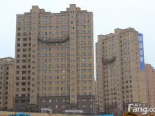 丽湾海景多层上跃80.09平上下两层,一梯两户得房率高