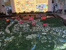 留庄叠拼 上下两层 有车位有园子仓库 拎包入住