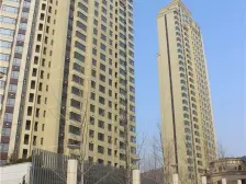 高新园区国宝星月湾,近轻轨,出行方便