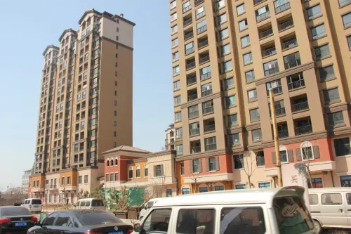 香醍溪岸实景图入住时间:预计2015年3月份物业地址:唐山曹妃甸新区