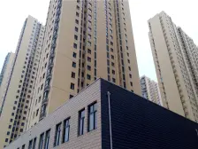 万达广场,标准两室两厅,郑州四中南校,双地铁口200 !