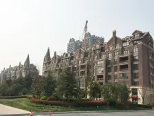 此房是花园式洋房,业主急售,看房有钥匙,